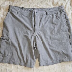 Magellan Fish Gear shorts - mens size 44